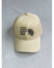 Gorra Beige EL PEOR CRUCERO ES AQUEL QUE NO ZARPÓ