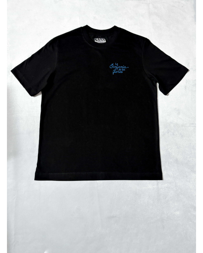 Camiseta flor tocando violonchelo
